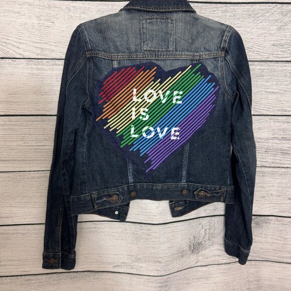 Mudd Denim Jacket With Rainbow Heart "Love Is Love" Graphic Size S - Picture 1 of 3